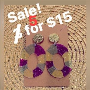 Mardi Gras king cake earrings!